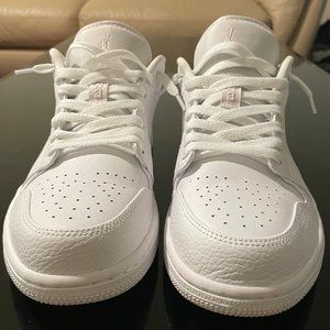 Jordan 1 Low Triple White Size 9